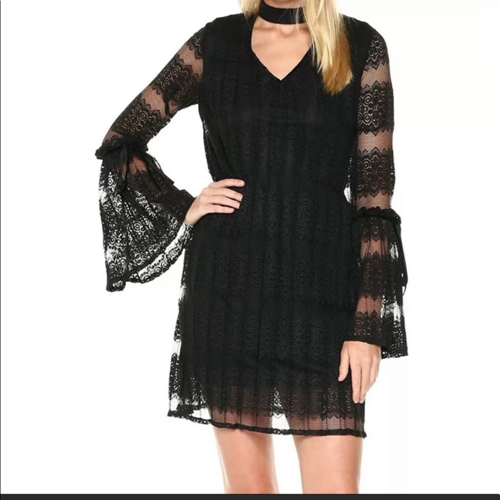 Laundry By Shelly Segal lace black dress